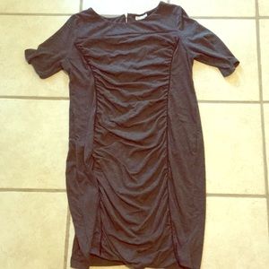 Pea in the pod gray maternity dress L